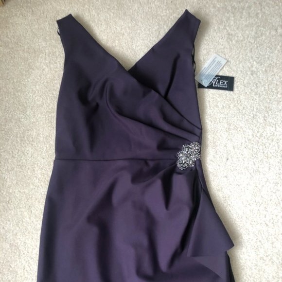 Alex Evenings Women Sheath Dress - Picture 4 of 6